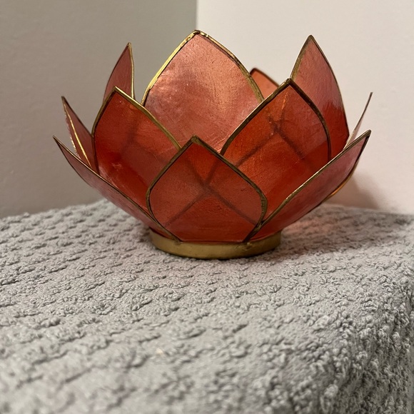 Light Red with Gold Edged Accents Lotus Candle Holder - Picture 2 of 8